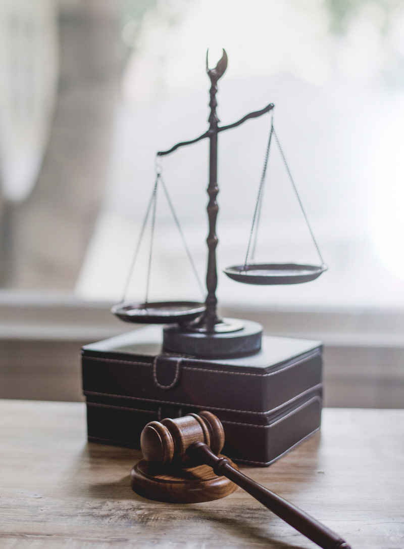 gavel and scale, complex litigation